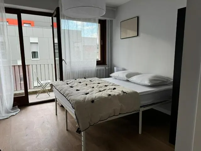 M074 Marquer Joli Centre דירה